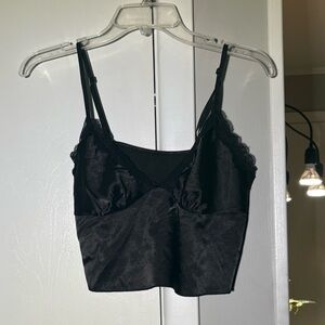 Elegant Black Lace Trim Cropped Camisole with Shorts Set